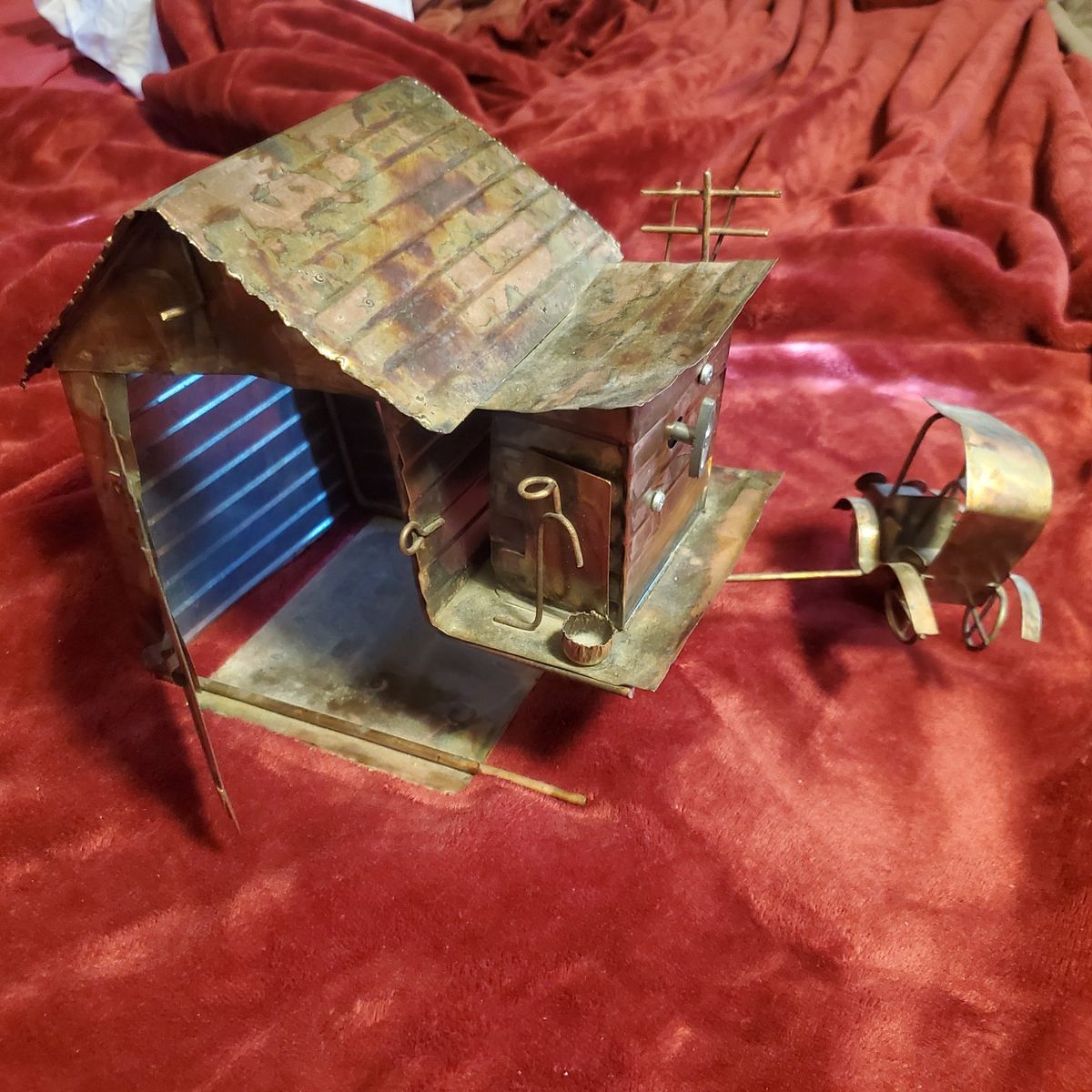 Main image 4