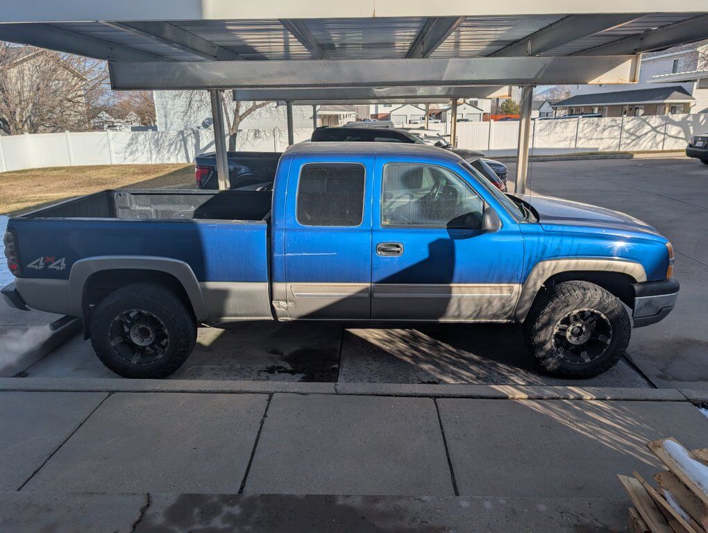 2003 CHEVROLET SILVERADO 1500 LS