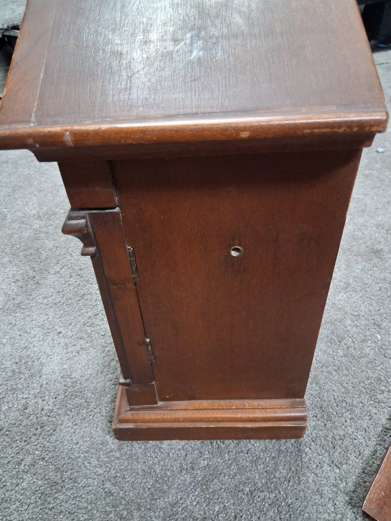 Main image 6