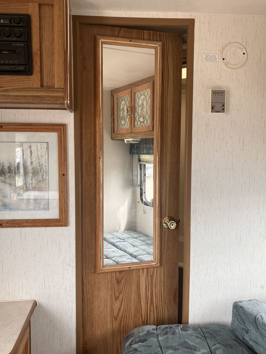 Main image 18
