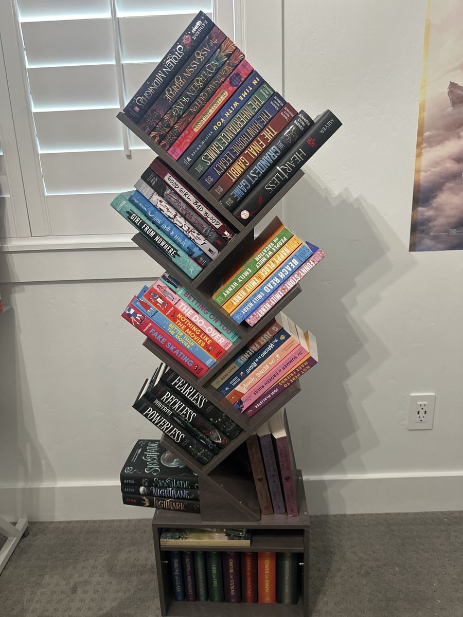 Vertical Tree Bookshelf Wooden Display Tower for Living Room