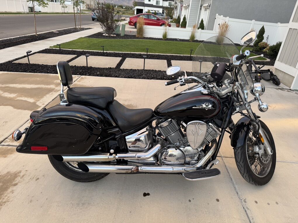2002 Yamaha V-Star 1100 Custom