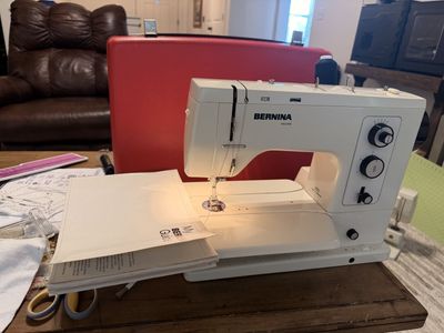 Bernina Record 830