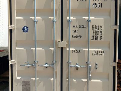 BRAND NEW storage container 40’