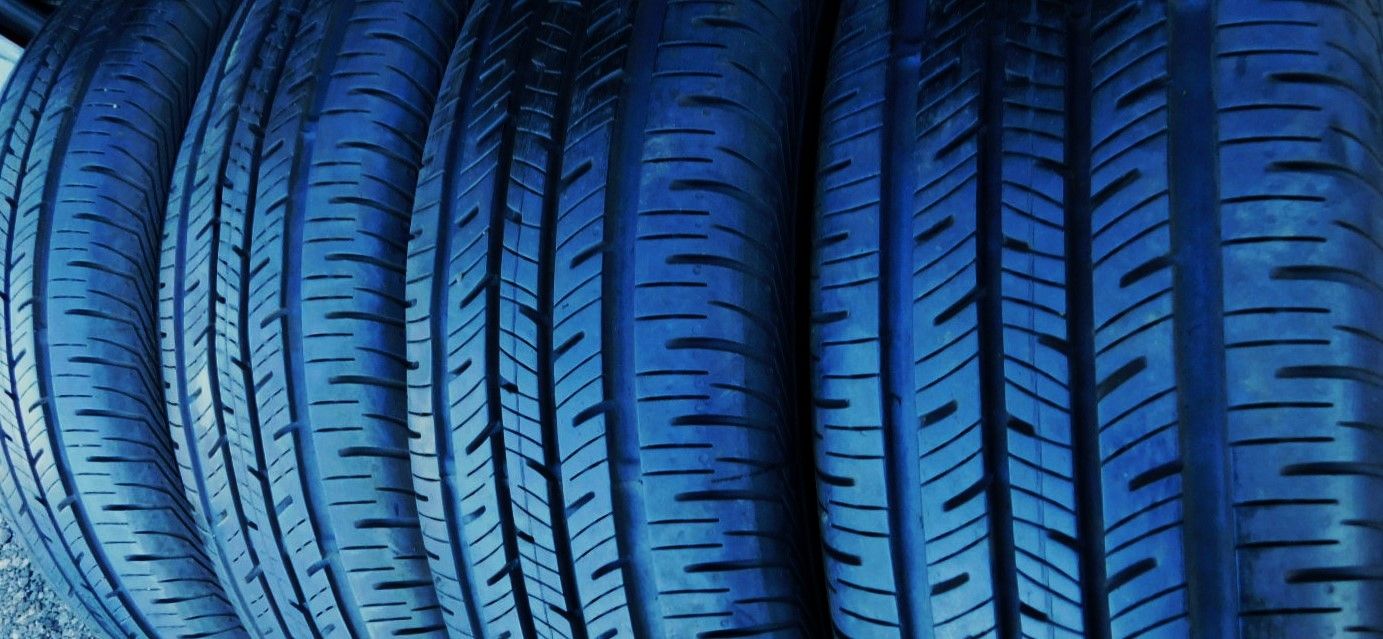 205 70R 16 Continental