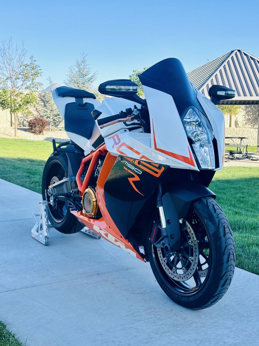 2014 KTM 1190 RC8 R