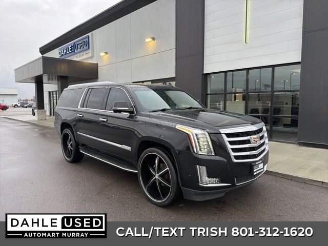 2018 Cadillac Escalade ESV Luxury