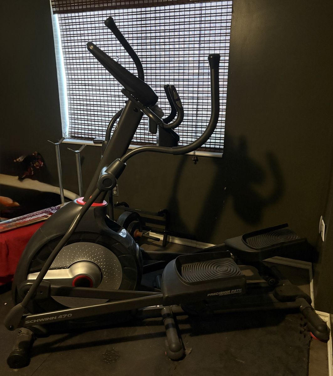 Schwinn 470 Elliptical Machine with Bluetooth Console & Precision Path Foot Motion