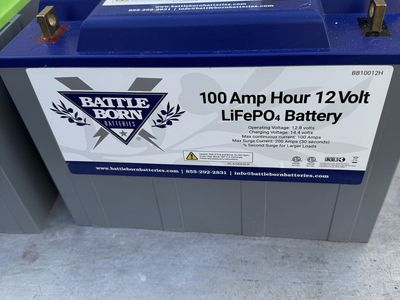 Battle Born lithium LiFePO4 100Ah 12 V batteries