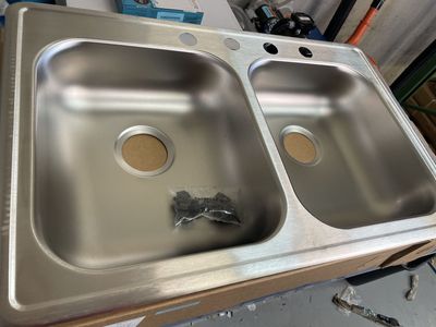 Dayton Elkay 33x21 Kitchen Sink Stainless Steel