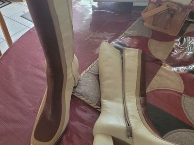 STAVILI of New York Boots