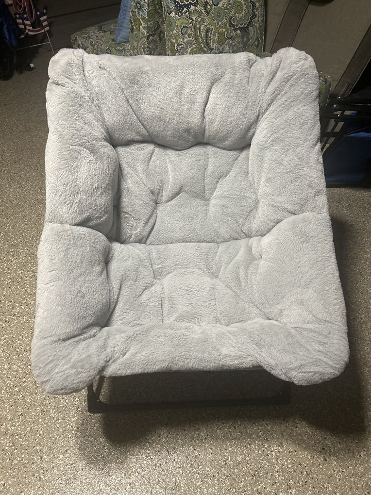 Gray Fuzzy Folding Chair