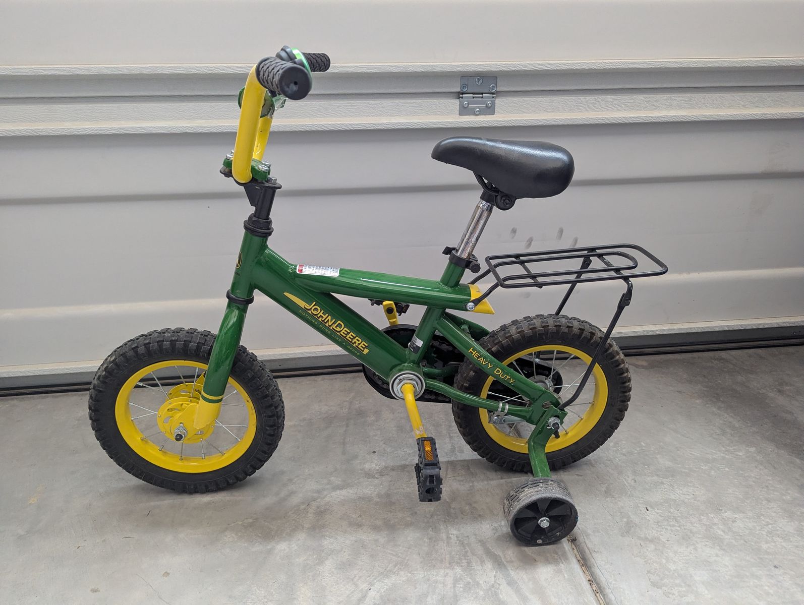 12" John Deere bike for kids with training wheels and green bell