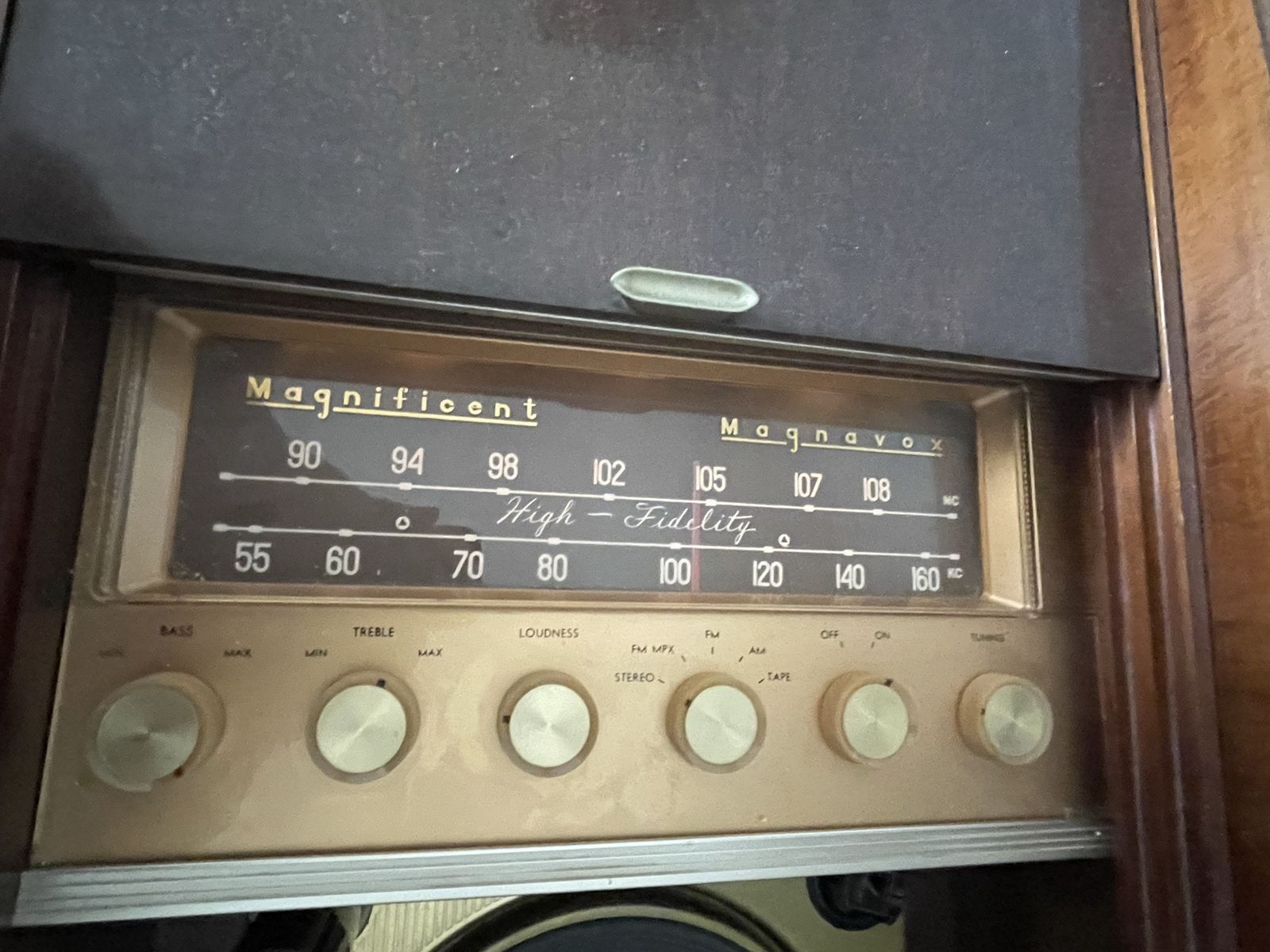 Main image 6