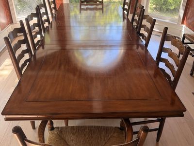 Dinning Table