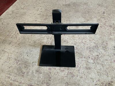 Universal Weighted Swivle TV Stand / Mount