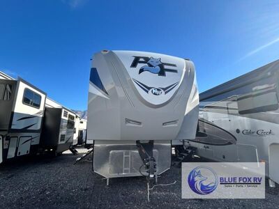 Used 2024 Northwood Arctic Fox Grande Ronde 36-5VS