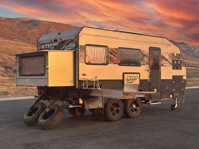2023 MDC XT17HRT OFF‑GRID TRAILER
