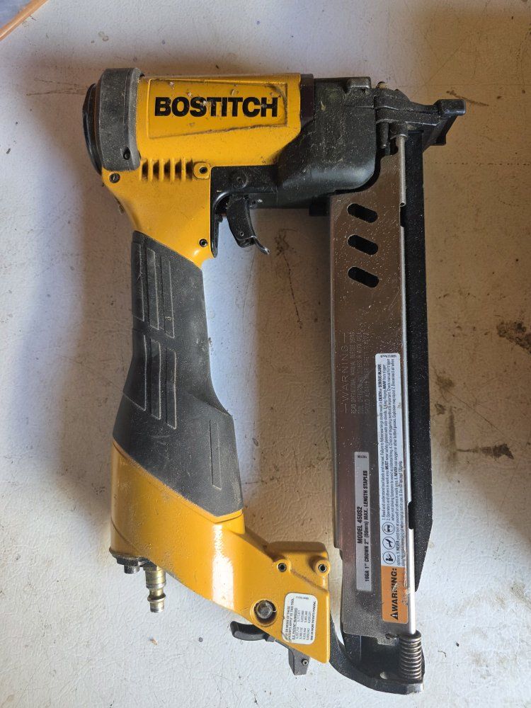 Bostitch 450S2 16GA 1" Crown 2" Max Length Staple Pneumatic Stapler