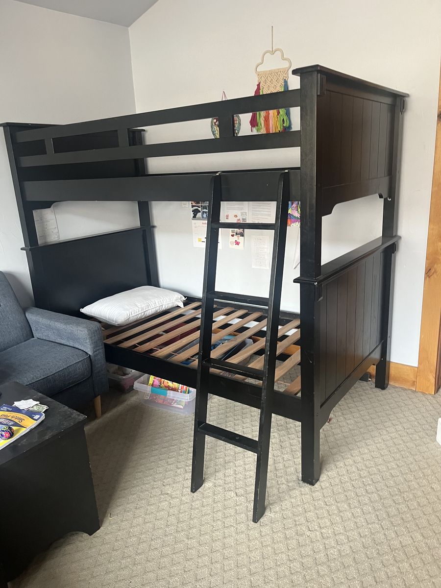Bunk bed frame or 2 matching twin beds