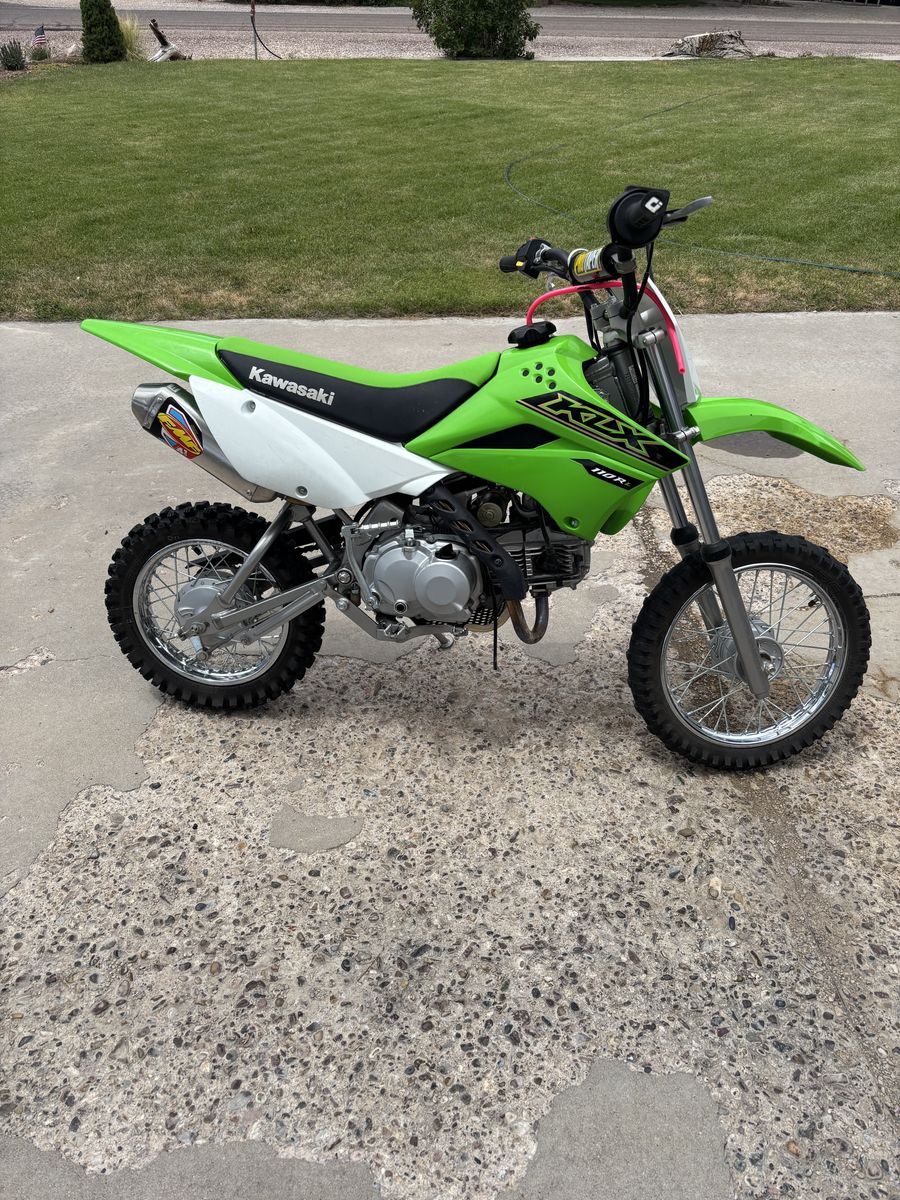 Klx 110, 2021 title in hand
