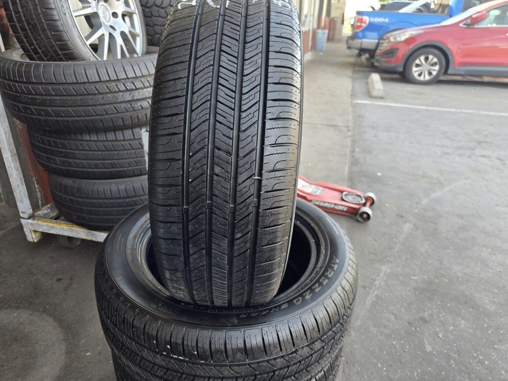 SET 205/55R16 SAILUN ATREZZO SH408 