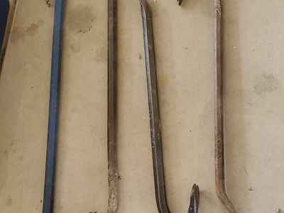 Wrecking Bars (crow bars)