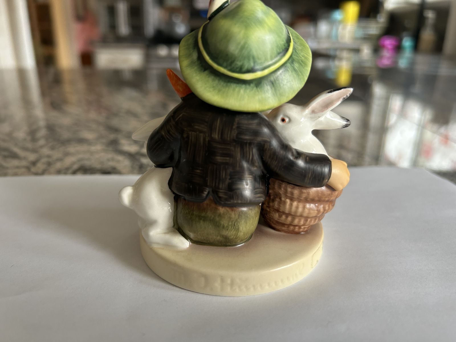 Main image 3