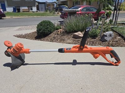 BLACK+DECKER corded, String Trimmer/Edger