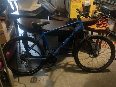 Giant Talon Large Mountain Bike, 27.5" Wheels, Blue, Two Flat Tires