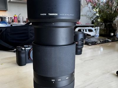 Tamron 70-180mm f/2.8 Di III VXD Lens for Sony E-Mount