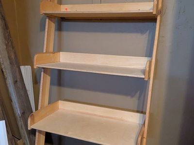 5-Tier Wooden Ladder Bookshelf with Raised Safety Edges - Light Wood