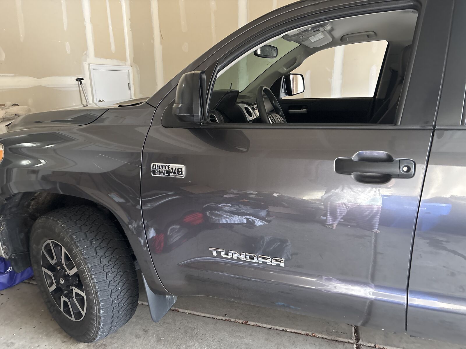 2016 TOYOTA TUNDRA SR5