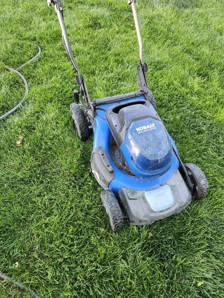 Kobalt battery-powered mower