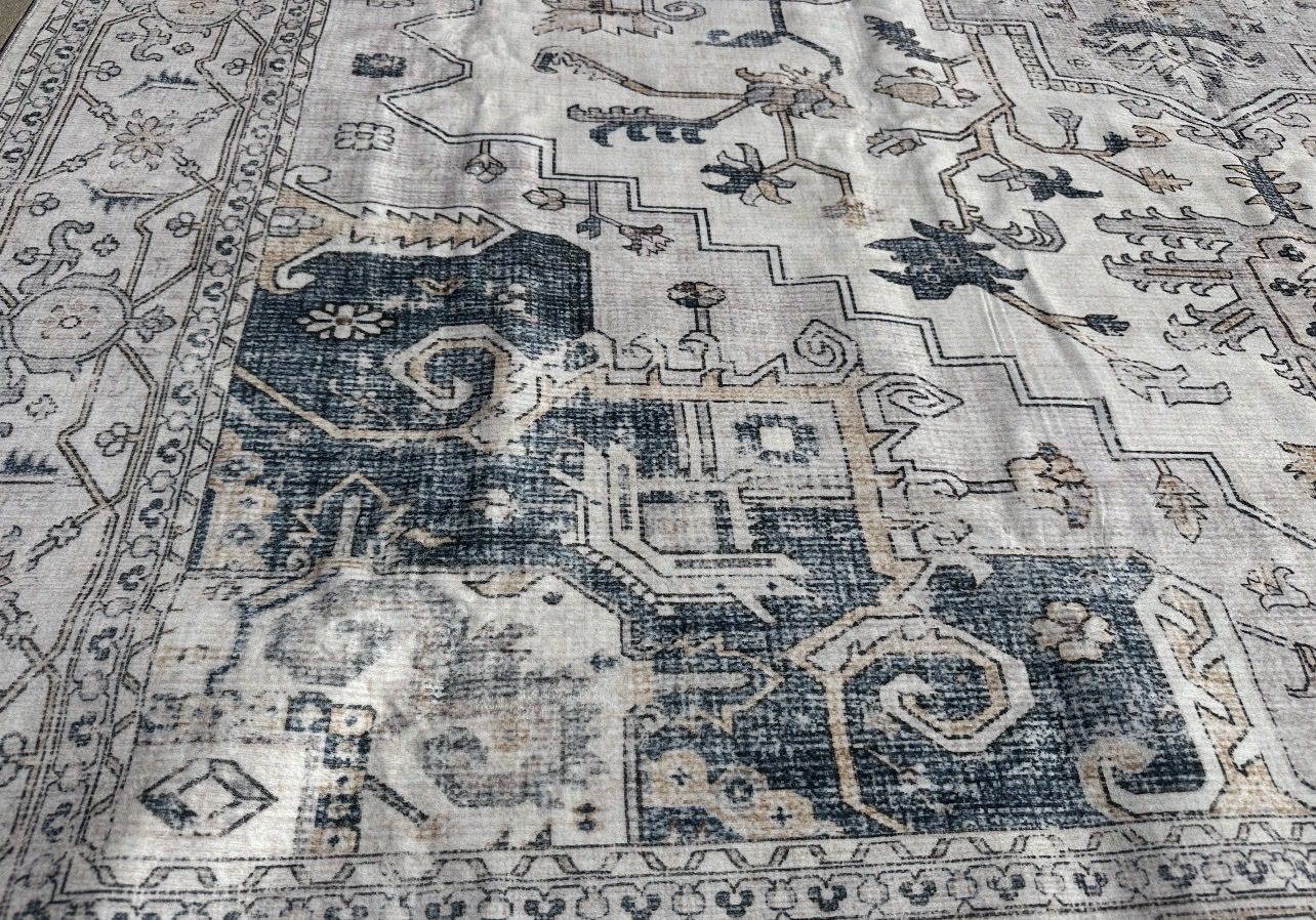 Main image 10