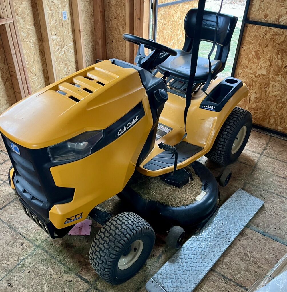 Cub Cadet Riding Lawnmower