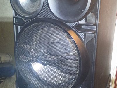 Sony SS-SH2000 speakers