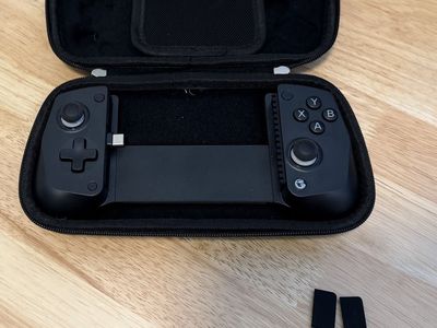 Gamesir X5 Lite Android/iPhone USB C controller with case
