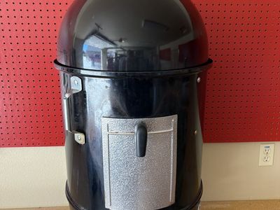 Weber Smokey Mountain BBQ Smoker