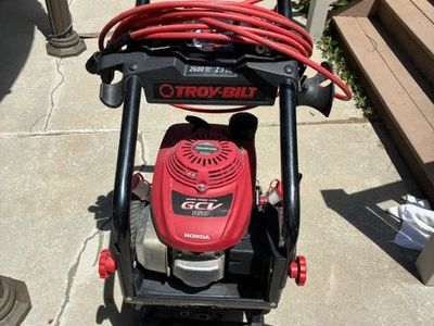 Troy-Bilt Pressure Washer (2600 PSI) – Honda GCV160 Engine (For Parts/Repair)