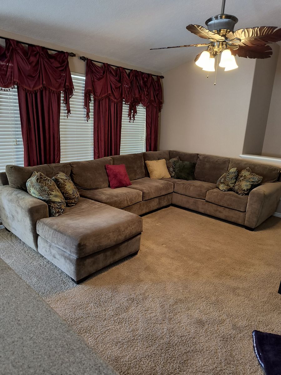 Sectional Couch 