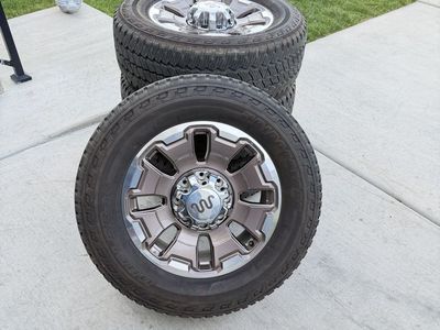 Ford F350 King Ranch Rims and Tires 275/65R20