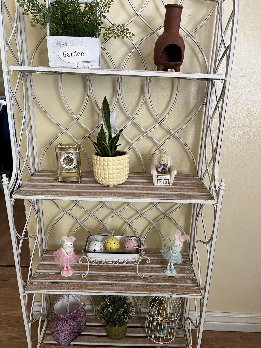 Beautiful metal and wood foldable shelf