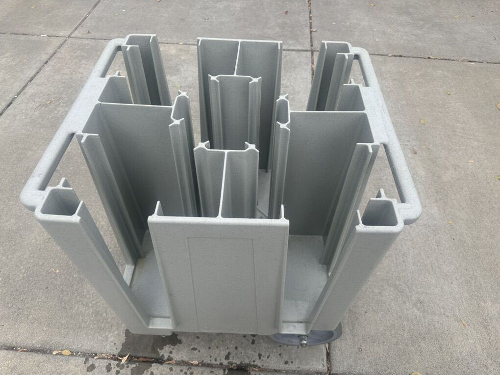 Cambro Mobile 5-Compartment Dish Caddy