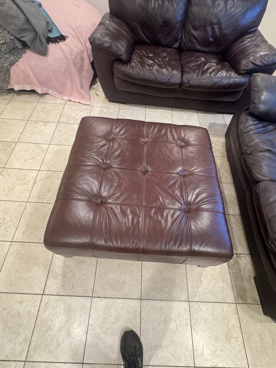 Main image 4