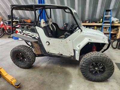 Polaris Rzr XP 900 buggy