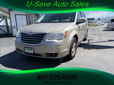 2009 Chrysler Town and Country Touring