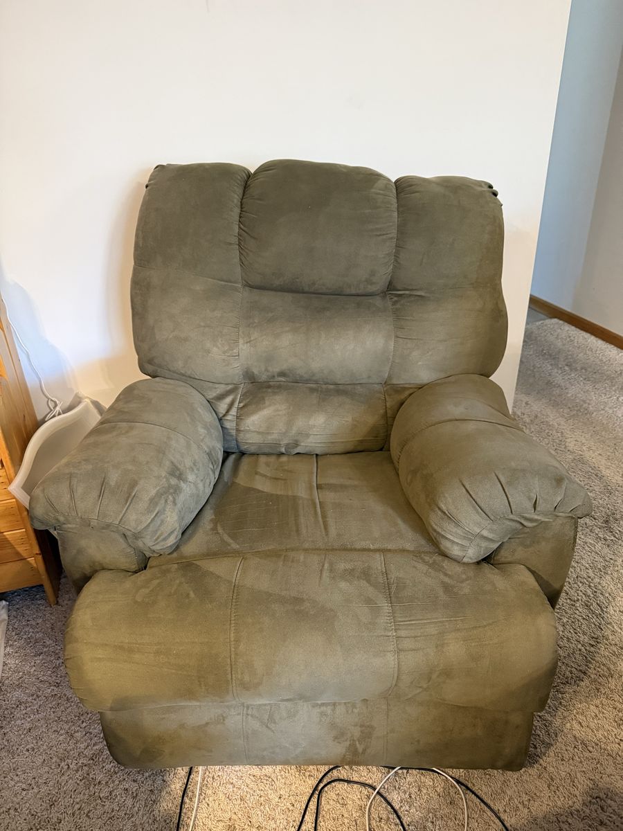Comfortable Olive Green Microfiber Recliner Chair - Great Condition