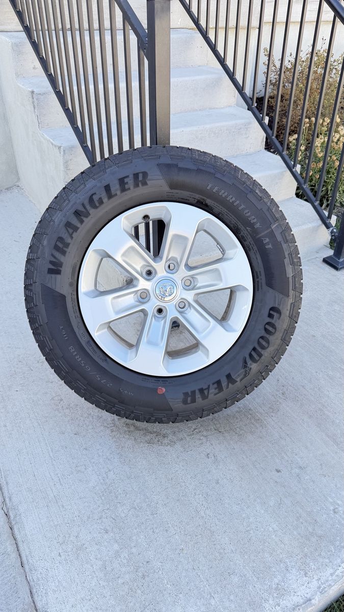 Dodge Ram 1500 Rims and Tires 275/65R18 Goodyear Wrangler Territory like new