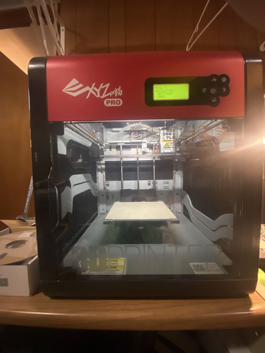3D Printer (+ New Filament & Holder)